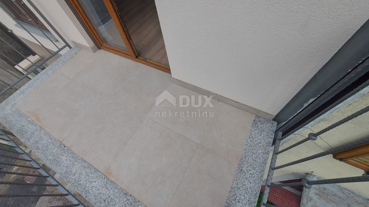 BAKAR, HRELJIN - hiša 150 m2, z dvema stanovanjema, novogradnja