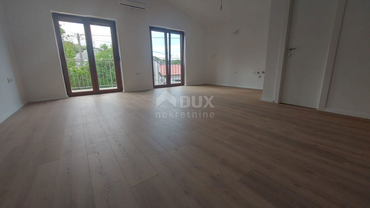 BAKAR, HRELJIN - hiša 150 m2, z dvema stanovanjema, novogradnja