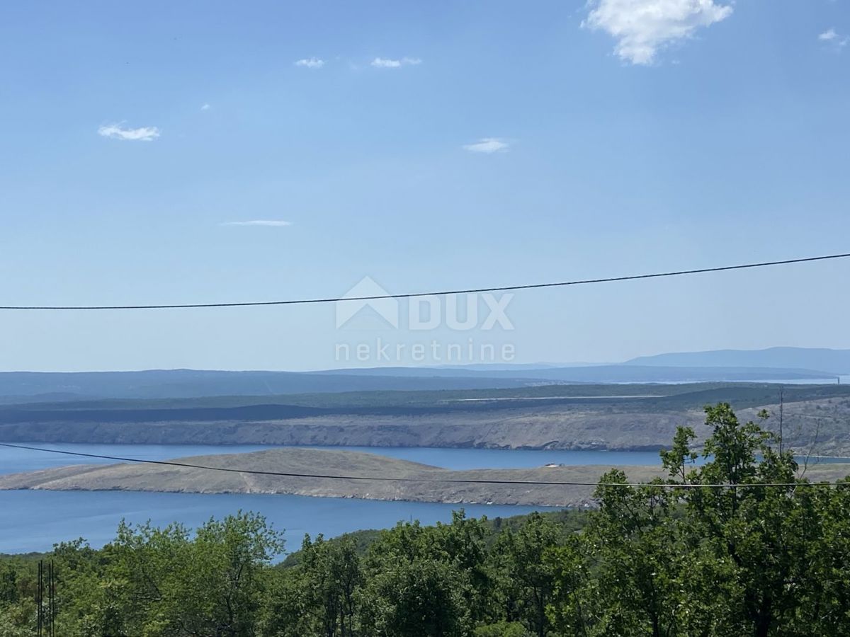 RIJEKA, ŠMRIKA - gradbeno zemljišče 860 m2 s pogledom na morje in zgrajeno temeljno ploščo za stanovanjski objekt - stanovanja / apartmaji / družinska hiša / vila! PRILOŽNOST!