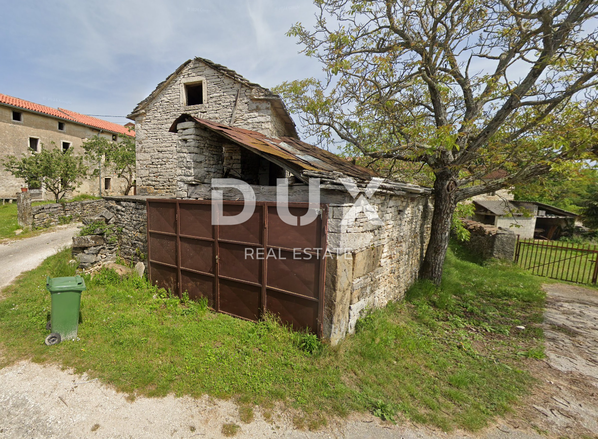 ISTRA, OPRTALJ - Starodavna stavba s pogledom na naravo