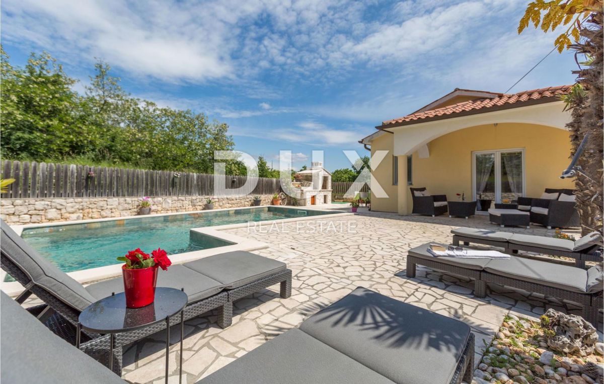 ISTRA, LABIN - Čudovita hiša z bazenom 