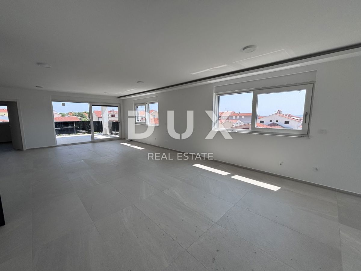 ZADAR, PRIVLAKA - Penthouse 130m od morja
