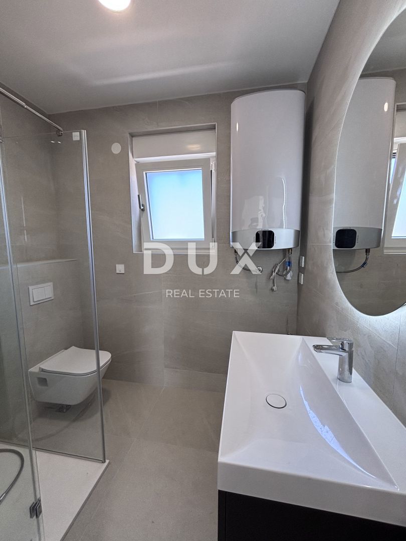 ZADAR, PRIVLAKA - Penthouse 130m od morja