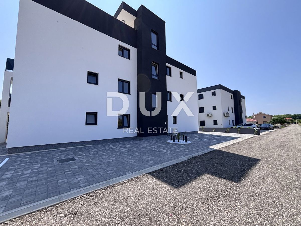 ZADAR, PRIVLAKA - Penthouse 130m od morja