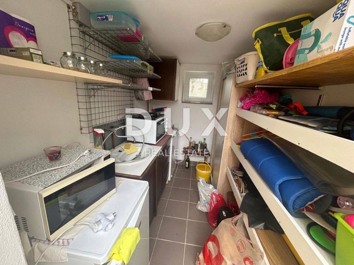 ŠIBENIK, BILICE - Hiša s 5 apartmaji 100 m od morja