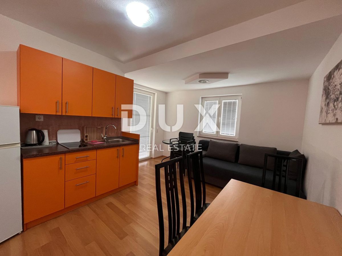 ŠIBENIK, BILICE - Hiša s 5 apartmaji 100 m od morja