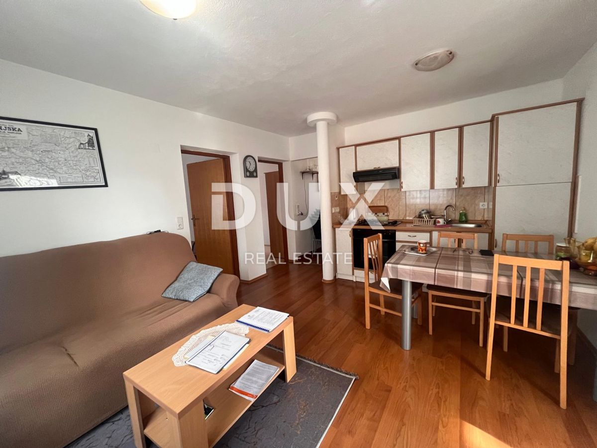 ŠIBENIK, BILICE - Hiša s 5 apartmaji 100 m od morja