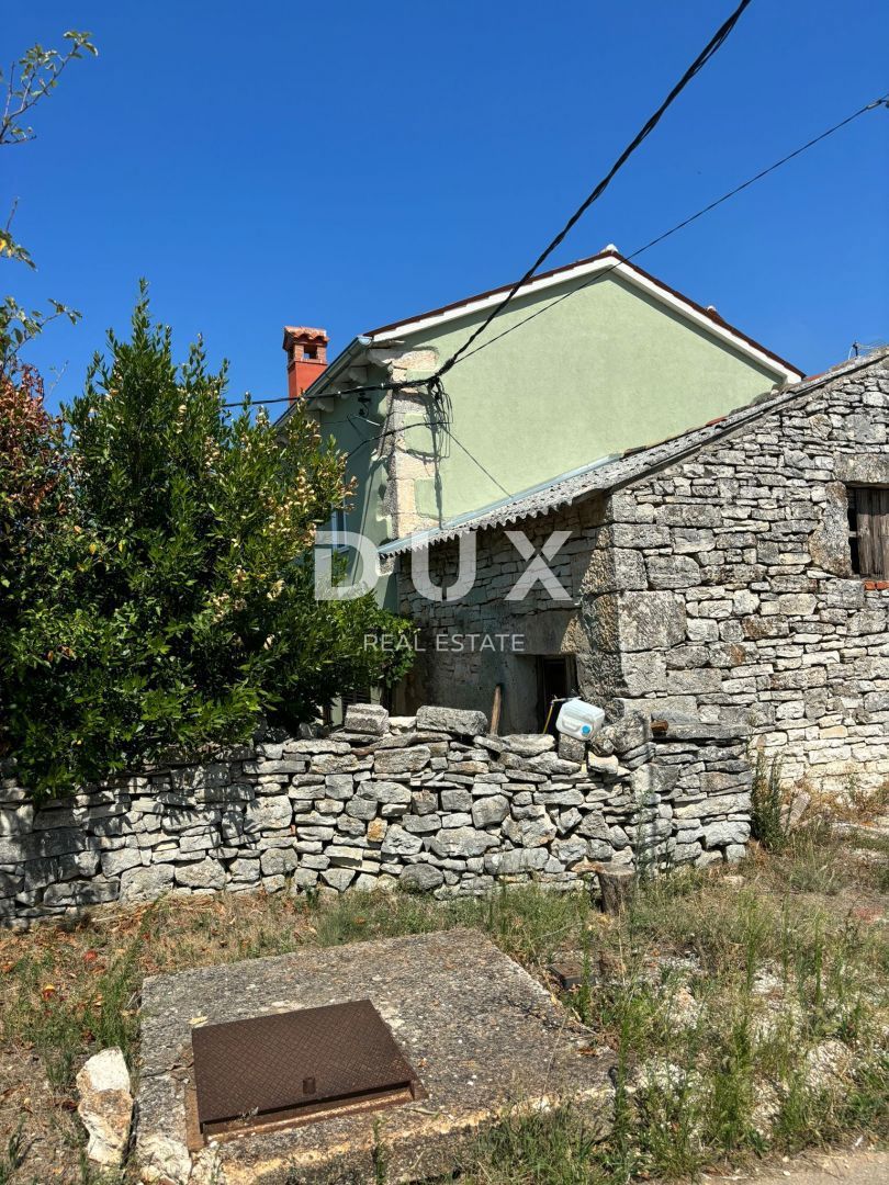 ISTRA, SVETVINČENAT - Delno prenovljena istrska hiša na mirni lokaciji! UPORABNO DOVOLJENJE!