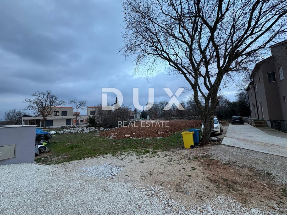 ISTRA, POREČ - Zazidljivo zemljišče