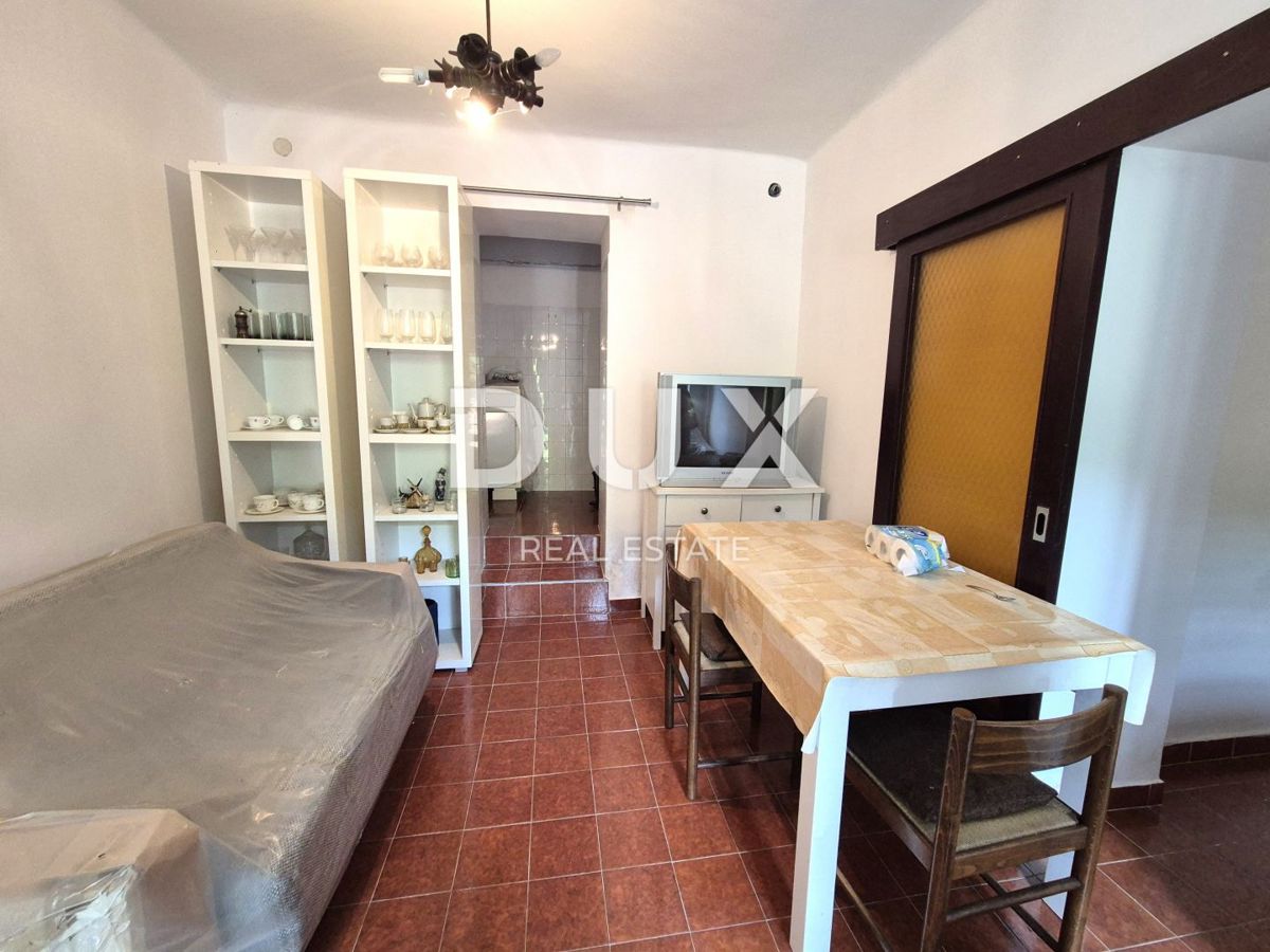 ISTRA, LABIN - Hiša na podeželju s čudovitim vrtom