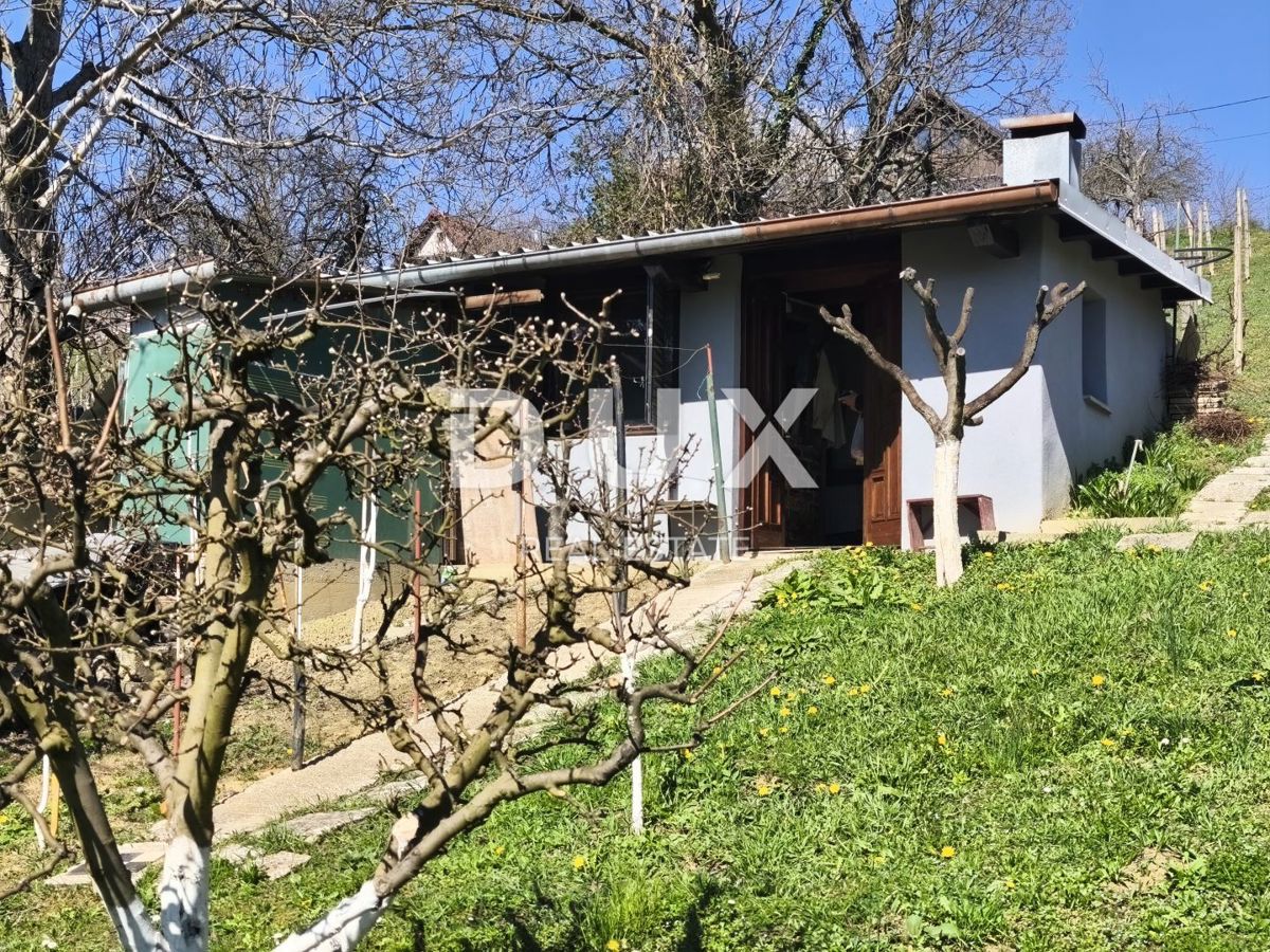 ZAGREB, ČRNOMEREC, MIKULIĆI - Zemljišče s hišo in možnostjo gradnje