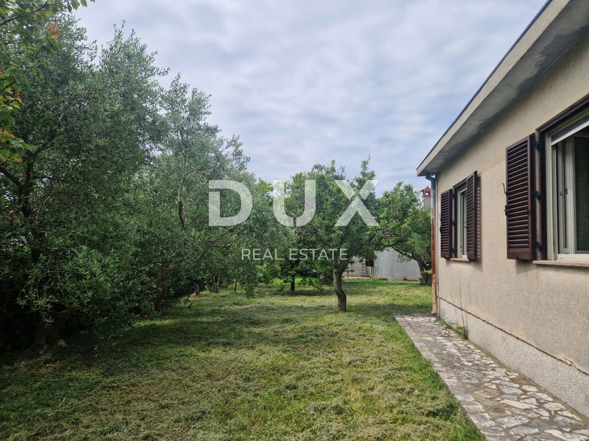 ISTRA, BUJE - Samostojna hiša s panoramskim razgledom