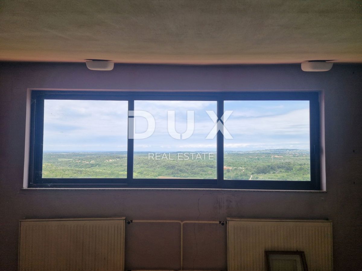 ISTRA, BUJE - Samostojna hiša s panoramskim razgledom