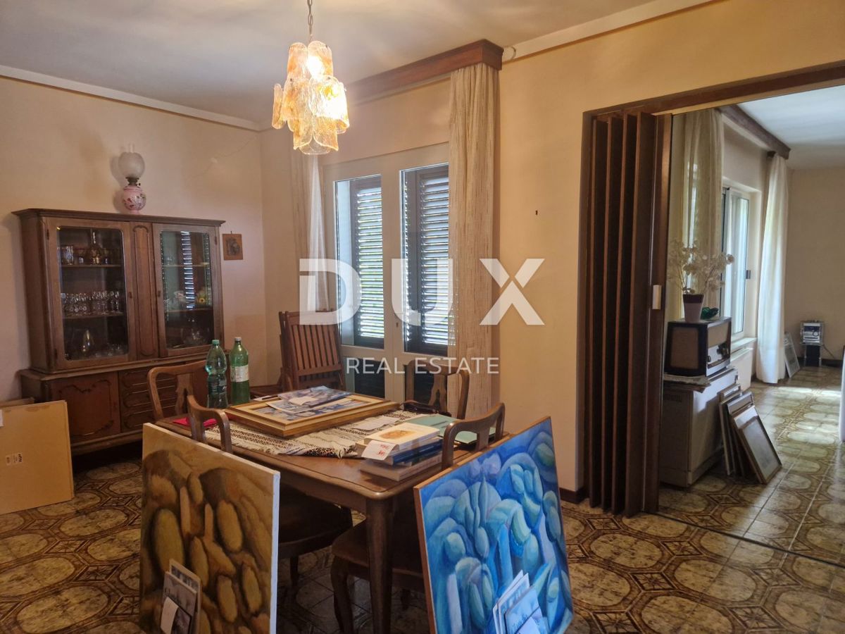 ISTRA, BUJE - Samostojna hiša s panoramskim razgledom