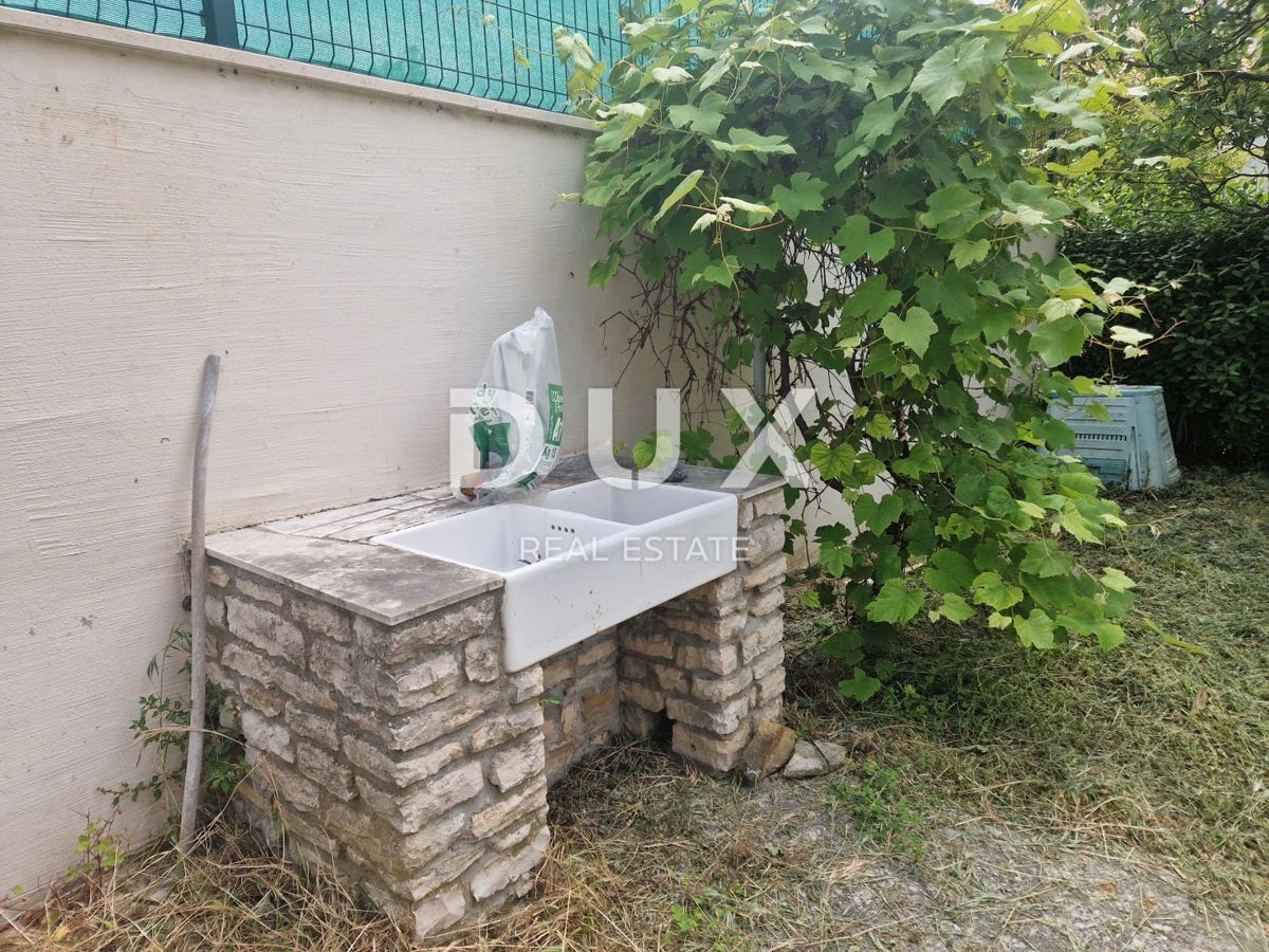 ISTRA, BUJE - Samostojna hiša s panoramskim razgledom