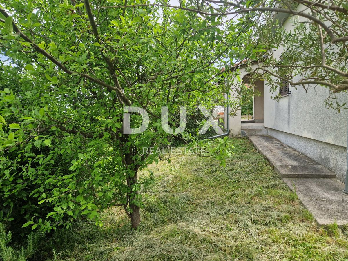 ISTRA, BUJE - Samostojna hiša s panoramskim razgledom