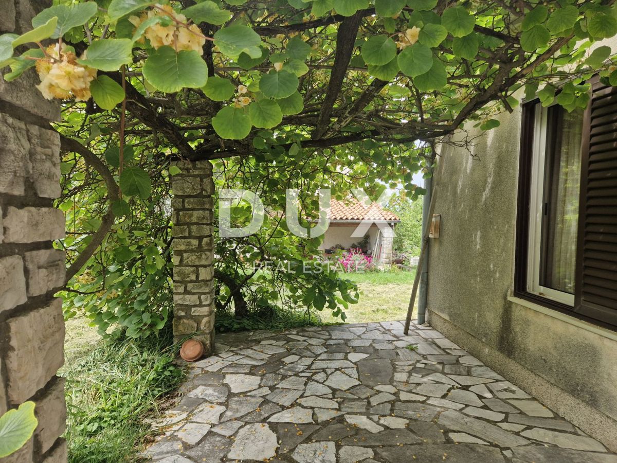 ISTRA, BUJE - Samostojna hiša s panoramskim razgledom