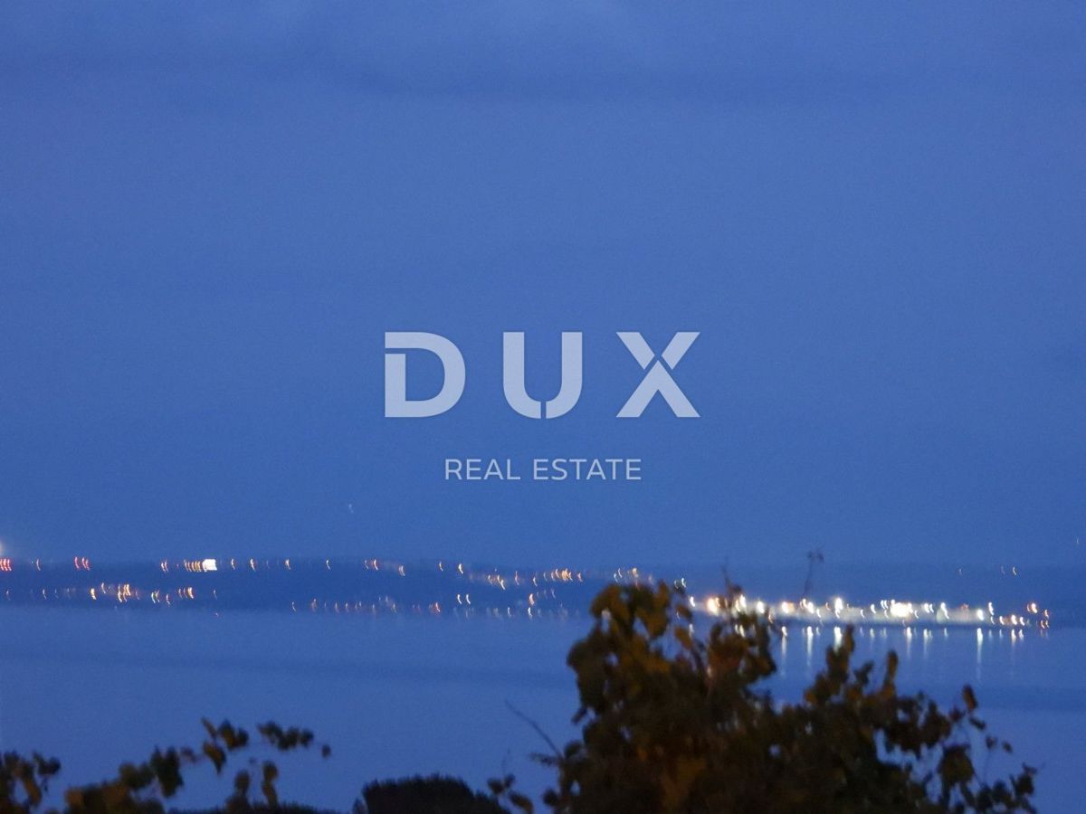 OPATIJA, MATULJI - hiša 400m2 z dupleks stanovanjem in dvema stanovanjema + vrt 710m2