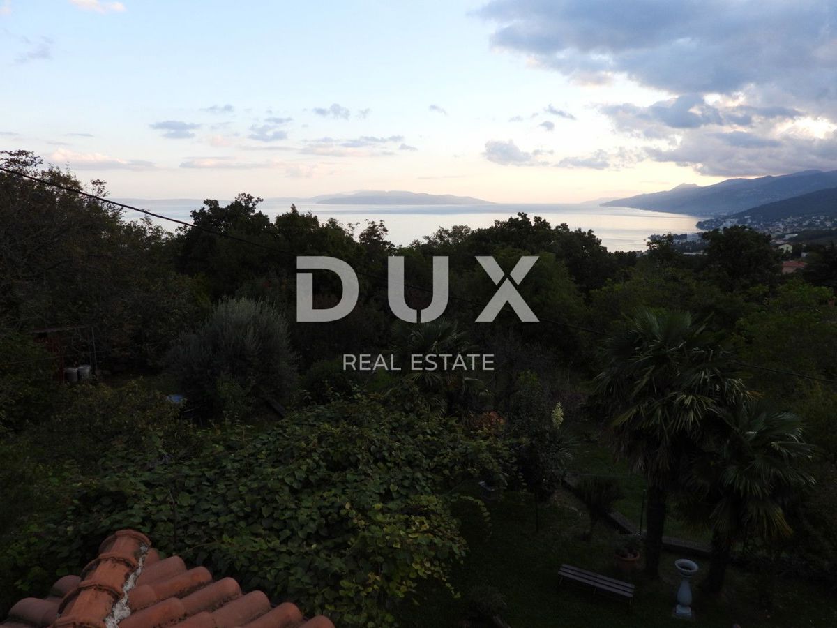 OPATIJA, MATULJI - hiša 400m2 z dupleks stanovanjem in dvema stanovanjema + vrt 710m2