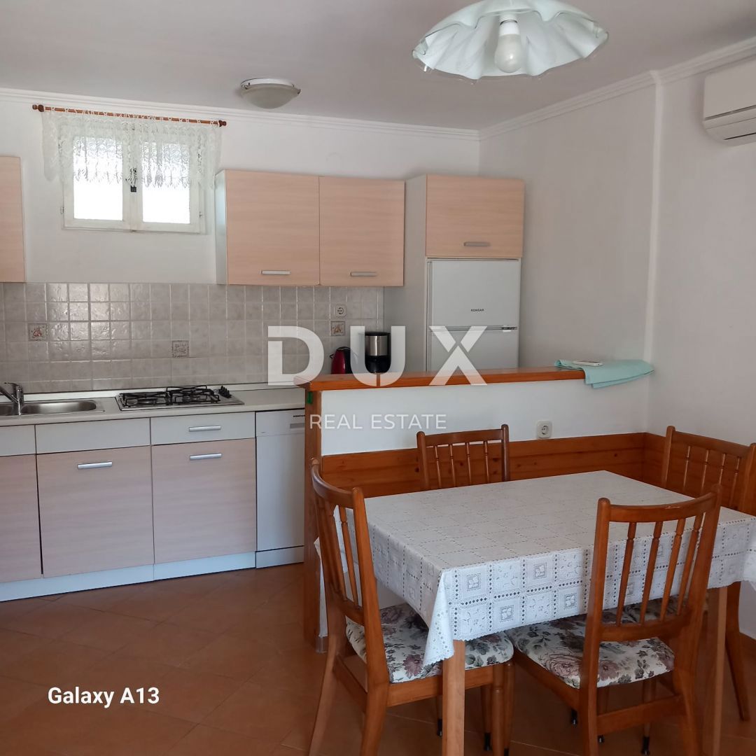 VELI LOŠINJ - Odlična priložnost!! Kamnita hiša z dvema apartmajema in pogledom na morje