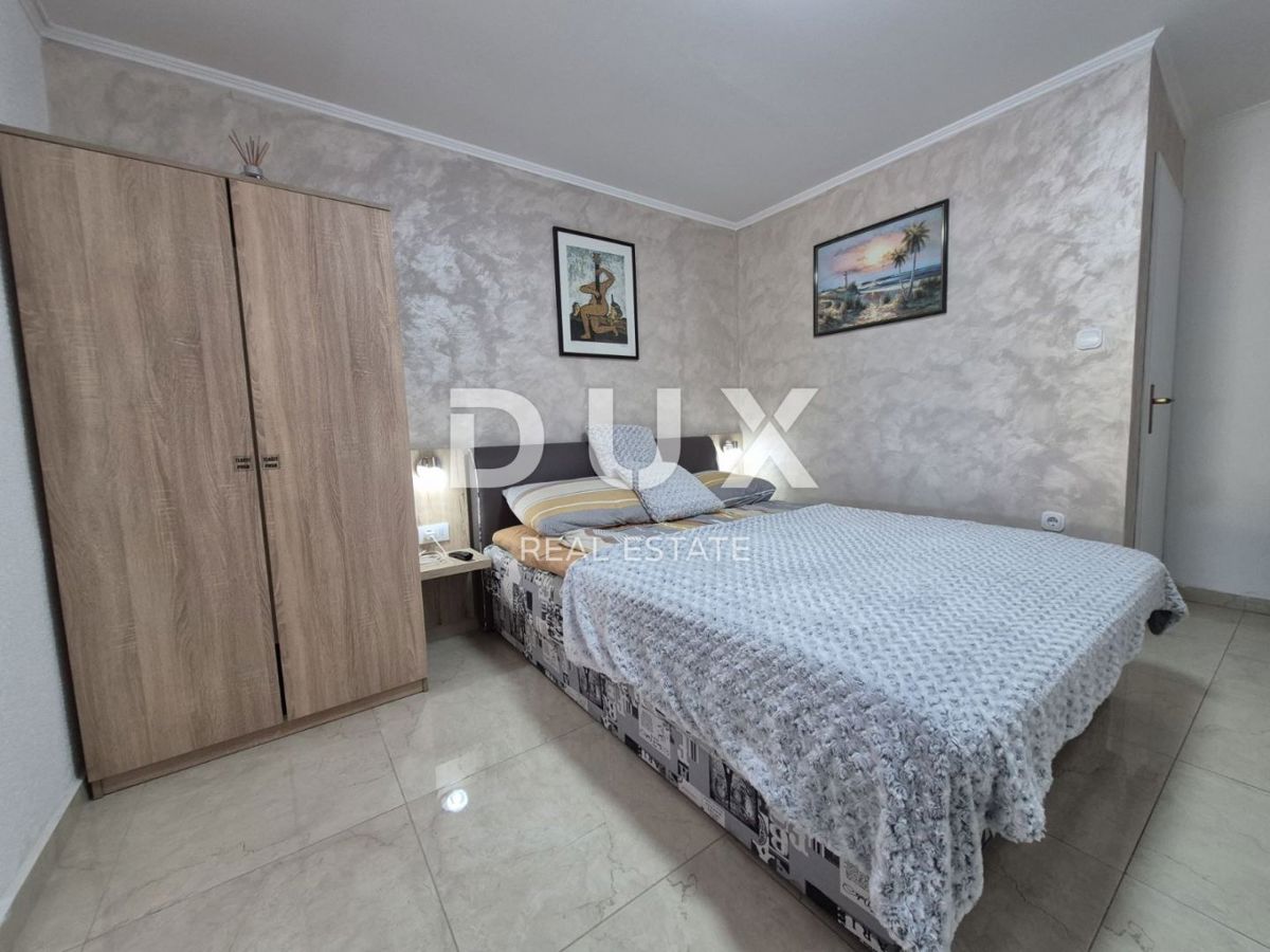 CRIKVENICA, DRAMALJ - hiša 115 m2 z dvema apartmajema v bližini morja, znižana cena, priložnost!!!