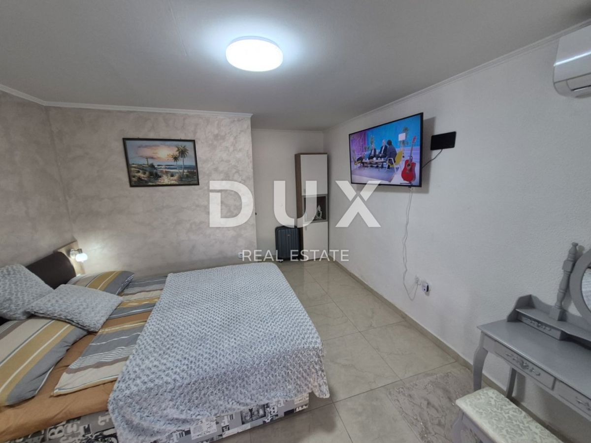CRIKVENICA, DRAMALJ - hiša 115 m2 z dvema apartmajema v bližini morja, znižana cena, priložnost!!!