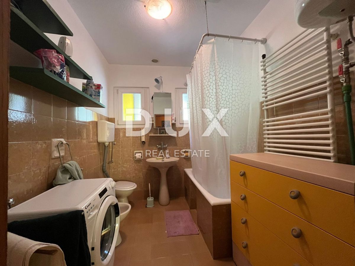 OPATIJA, VEPRINAC - Samostojna hiša z dvema apartmajema in pogledom na morje