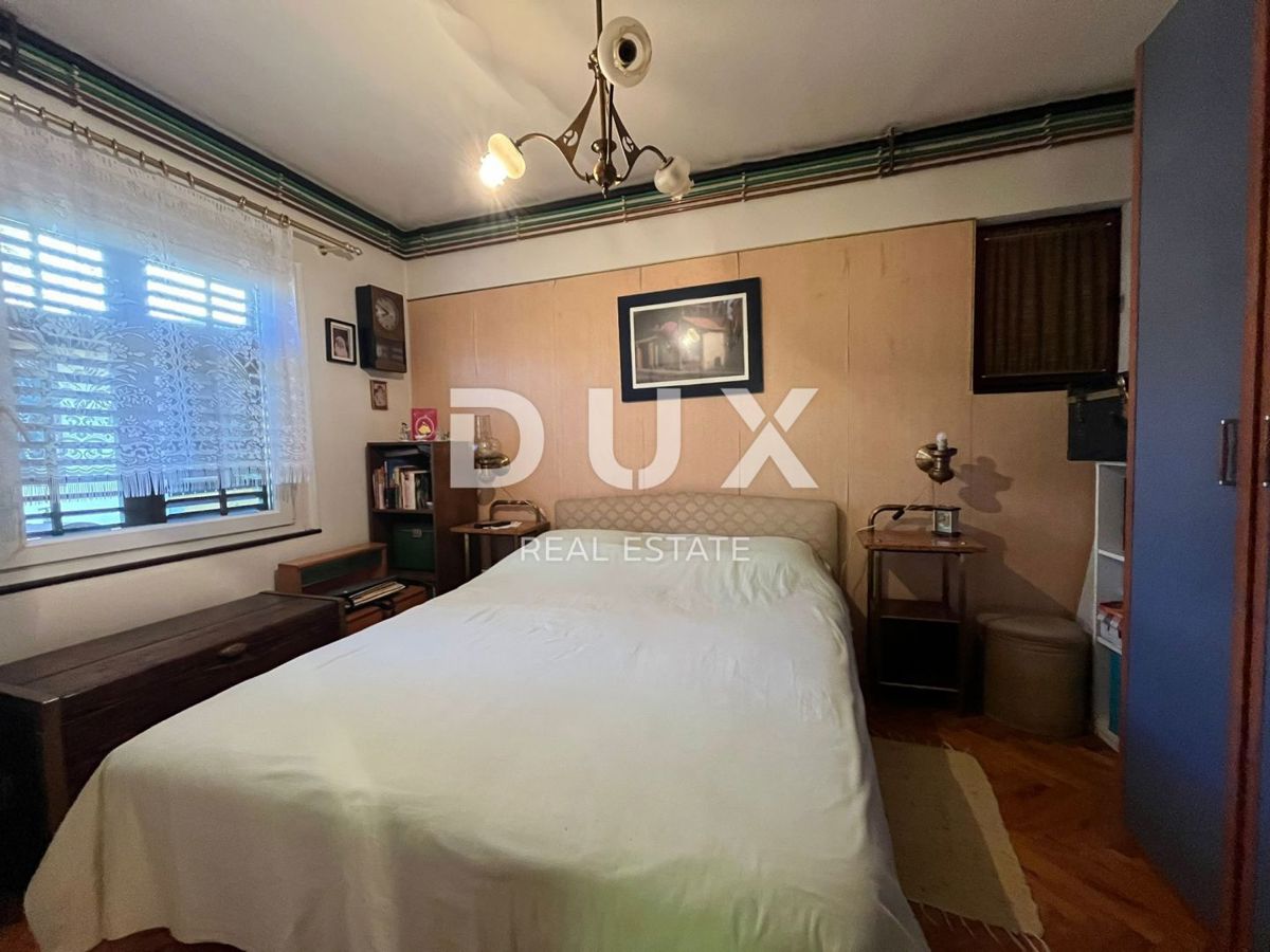OPATIJA, VEPRINAC - Samostojna hiša z dvema apartmajema in pogledom na morje