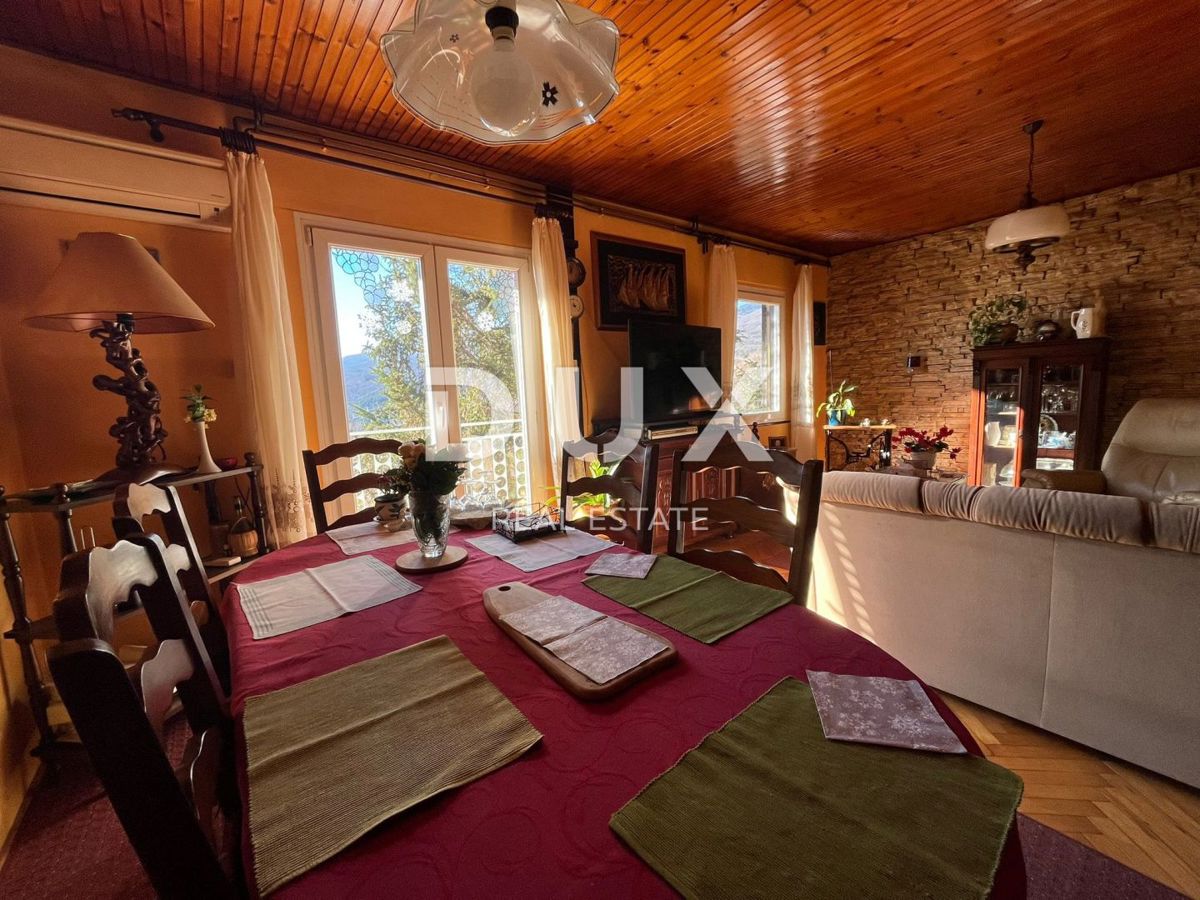OPATIJA, VEPRINAC - Samostojna hiša z dvema apartmajema in pogledom na morje