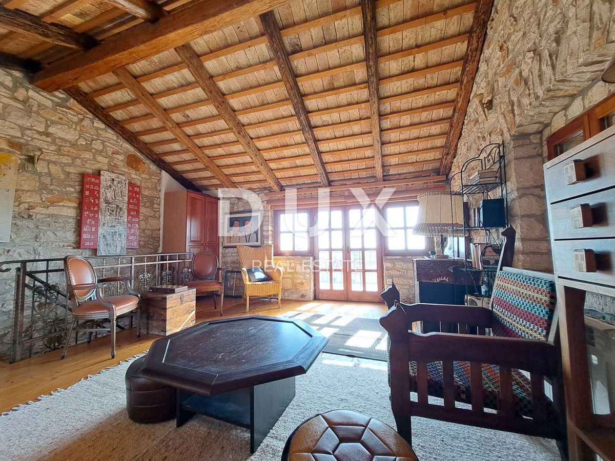 ISTRA, POREČ, VABRIGA - prenovljena kamnita hiša z bazenom