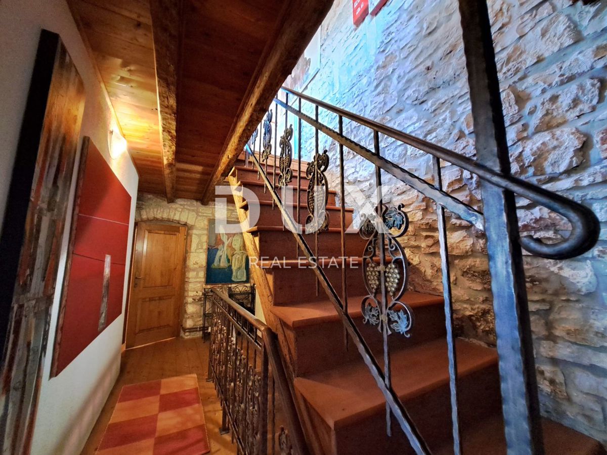 ISTRA, POREČ, VABRIGA - prenovljena kamnita hiša z bazenom