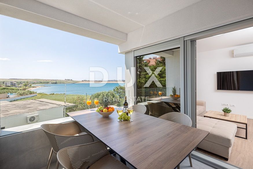 OTOK PAG, POVLJANA - Čudovit apartma 47 m2, 1. vrsta do morja