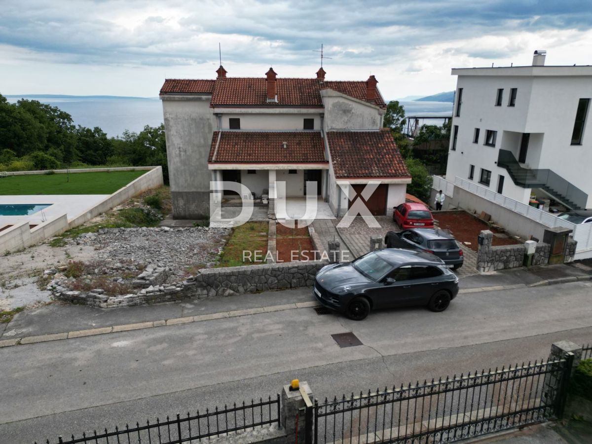 OPATIJA, PAVLOVAC, VOLOSKO - hiša/stavba 600m2 za prenovo s 4 stanovanji in panoramskim pogledom na morje + površina 1000m2