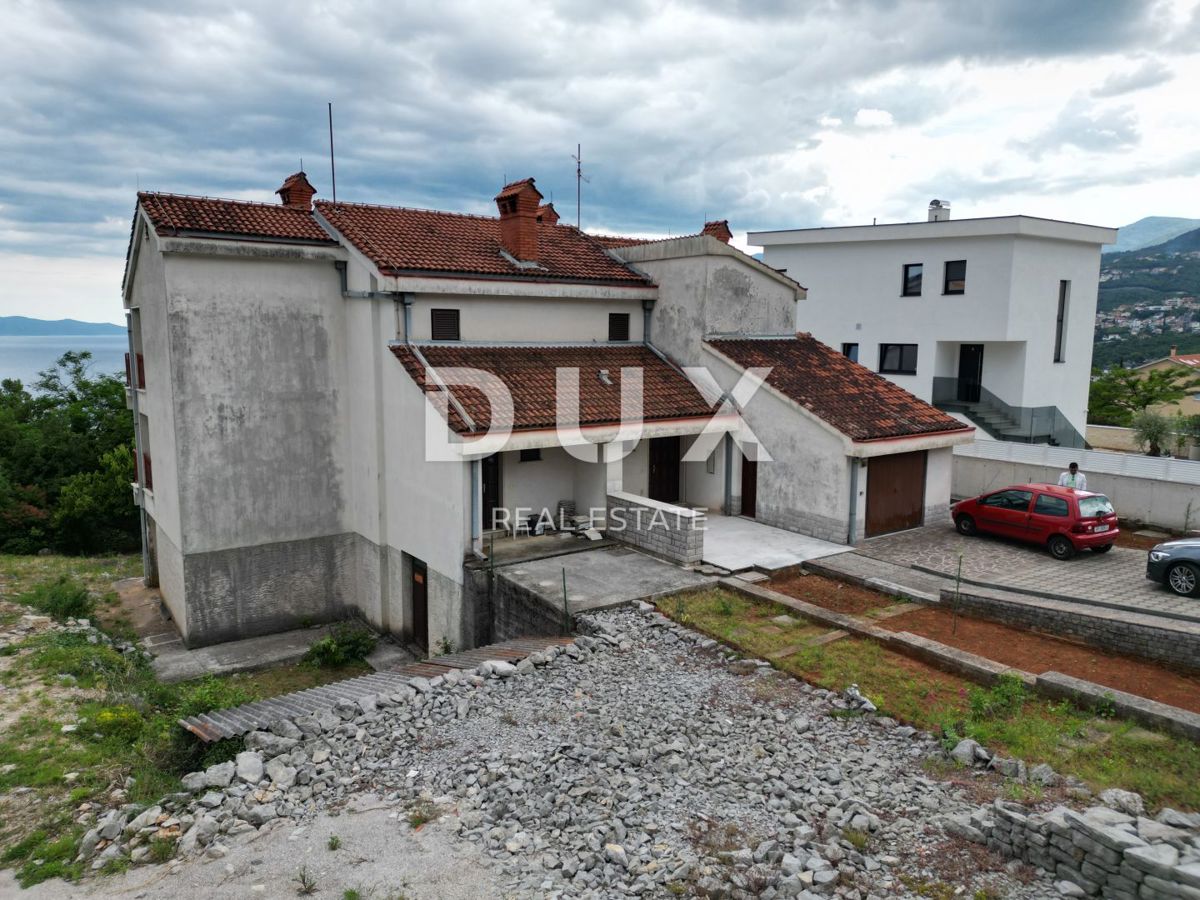 OPATIJA, PAVLOVAC, VOLOSKO - hiša/stavba 600m2 za prenovo s 4 stanovanji in panoramskim pogledom na morje + površina 1000m2