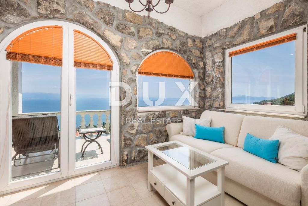 OPATIJA, LOVRAN – Elegantno stanovanje s panoramskim pogledom na morje