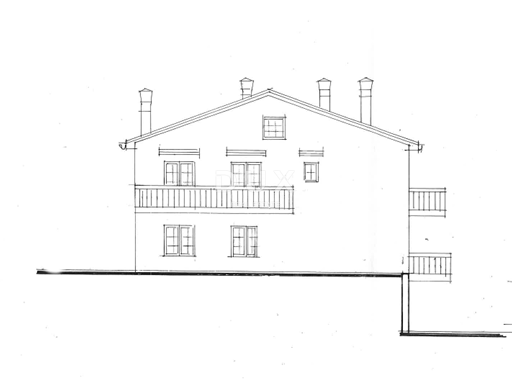 OPATIJA, POBRI - prostorna samostojna hiša s pogledom na morje, vrtom in več stanovanjskimi enotami