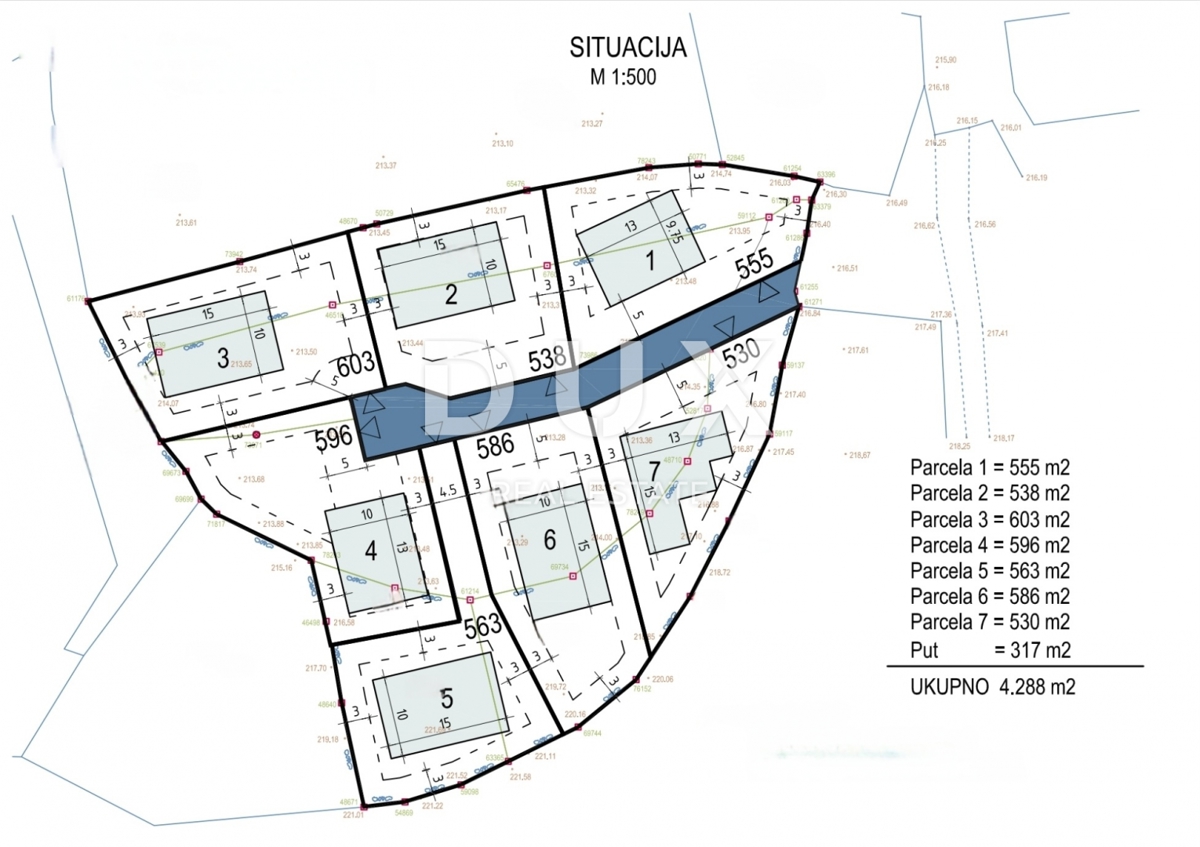 OTOK KRK, SVETI VID DOBRINJSKI - gradbeno zemljišče 4288m2 razdeljeno na 7 parcel za vile z bazenom/apartmaje 