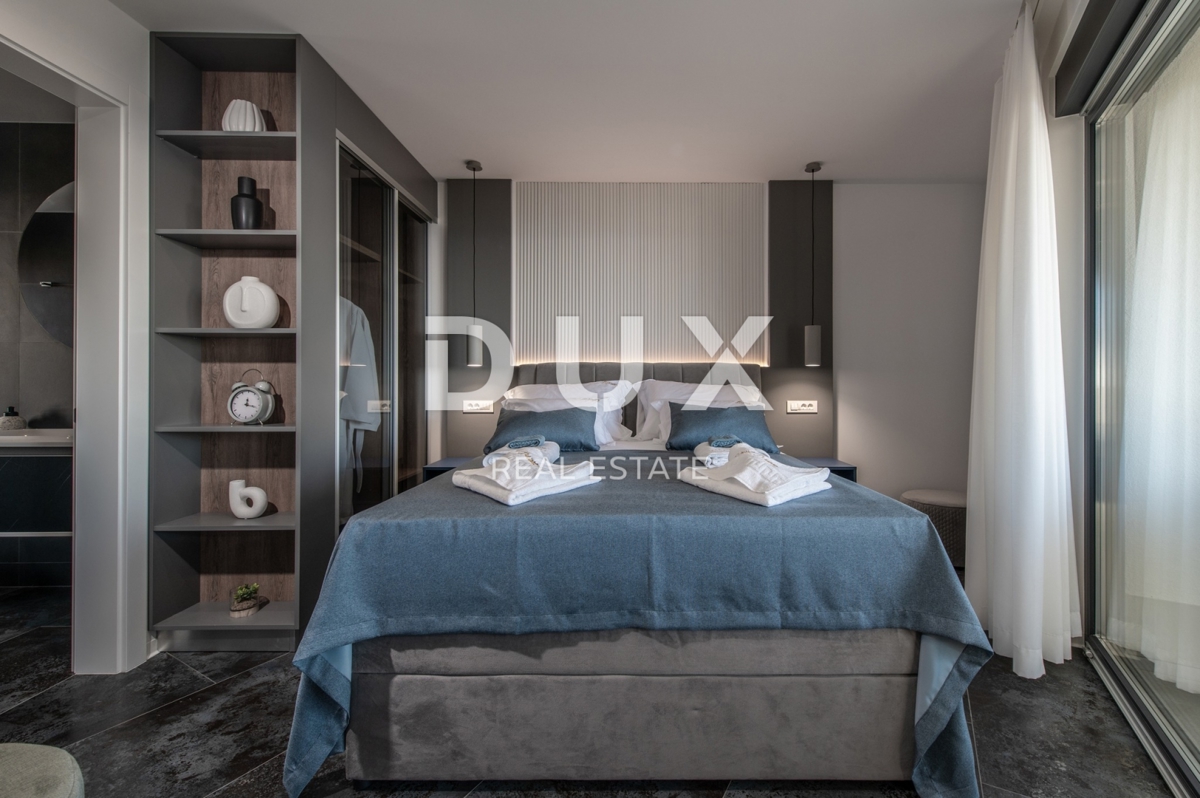 OTOK PAG, NOVALJA - Vila s 5 spalnicami, bazenom in savno, 176,5 m2