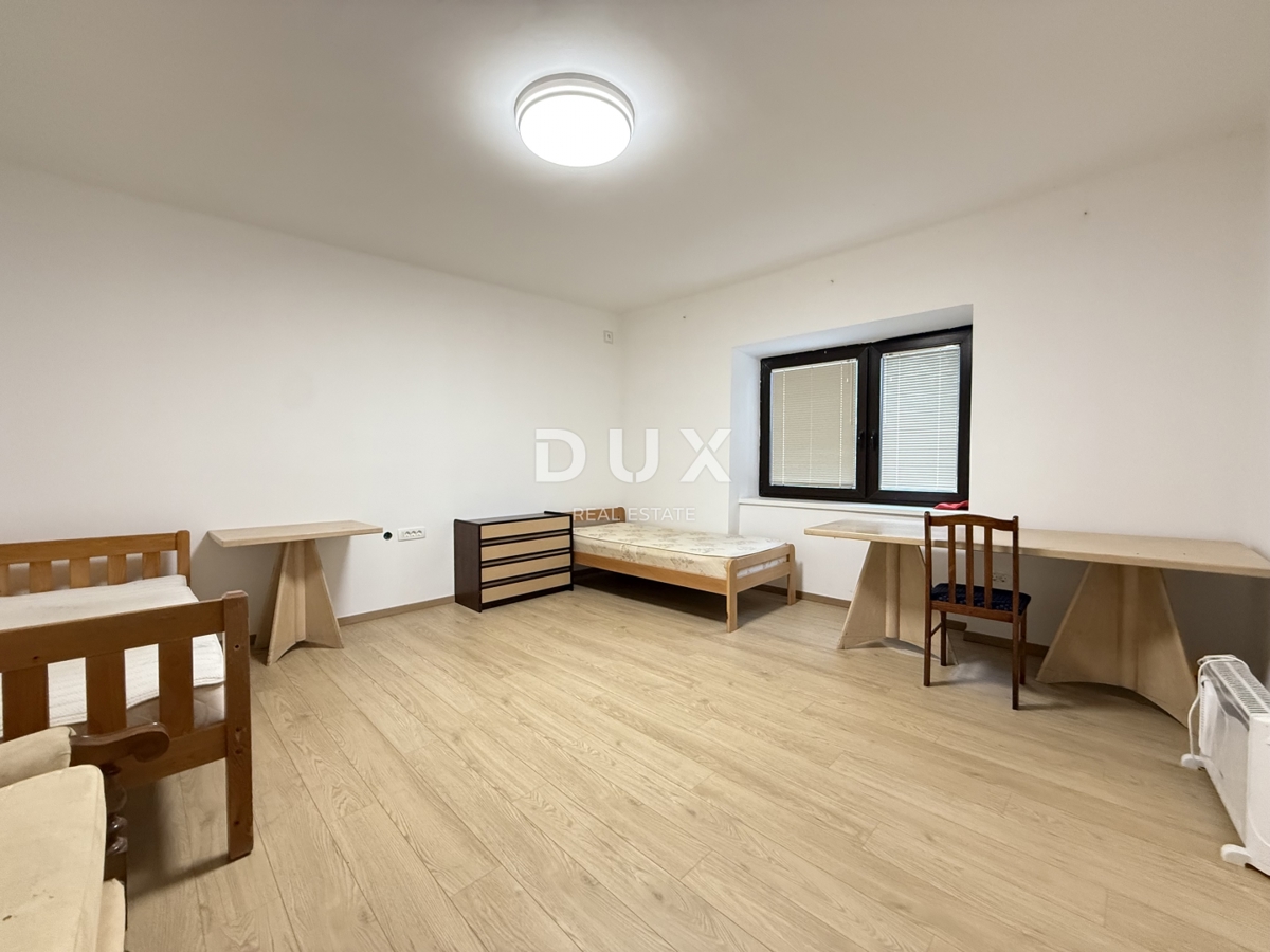 Hiša Vrata, Fužine, 302m2