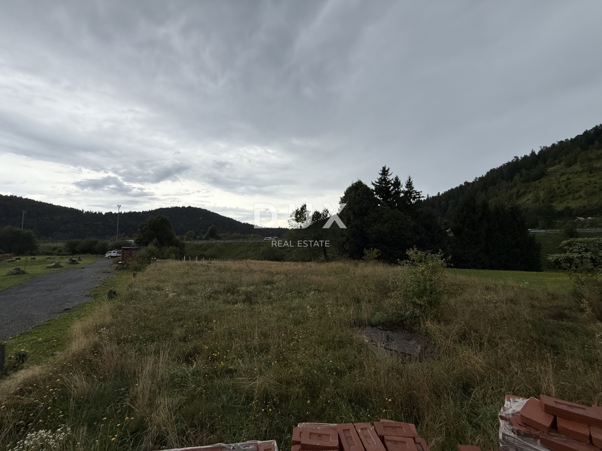 Hiša Vrata, Fužine, 302m2