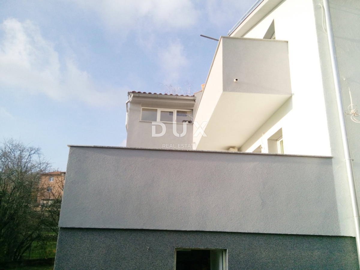 RIJEKA, VIŠKOVO - 3-sobno stanovanje z balkonom, vrtom in 3 parkirnimi mesti! PRILOŽNOST!