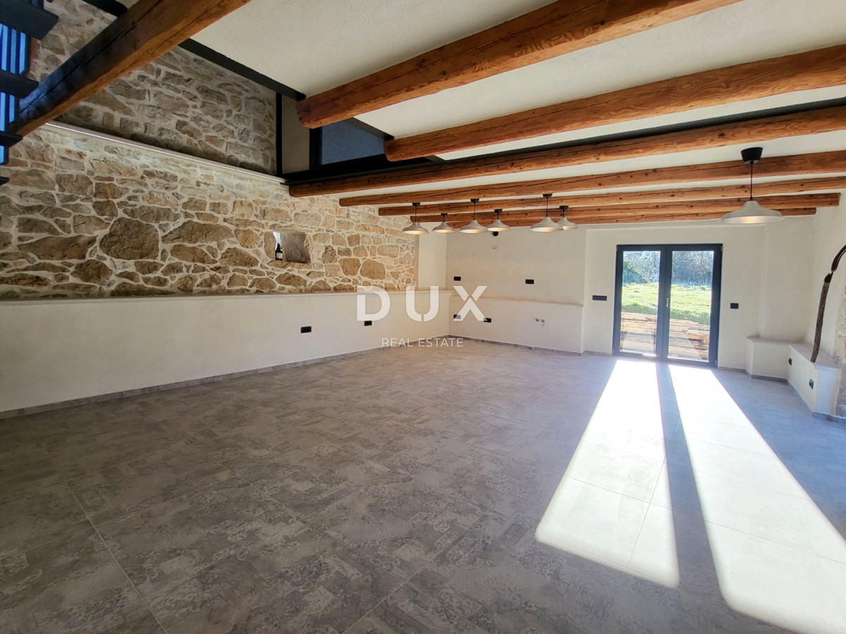 ISTRA, LABIN - Obnovljena kamnita lepotica