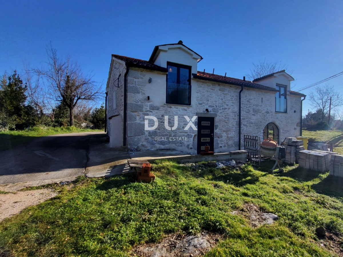 ISTRA, LABIN - Obnovljena kamnita lepotica