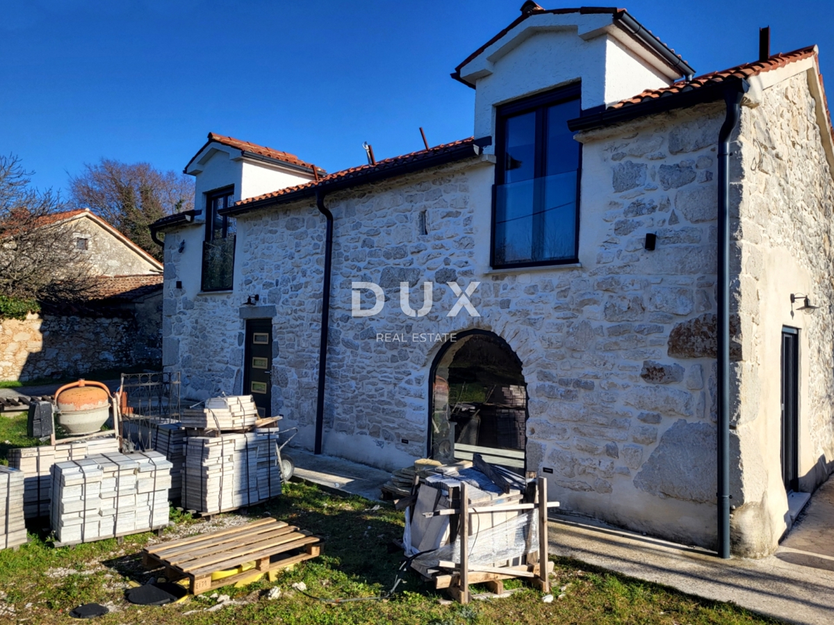 ISTRA, LABIN - Obnovljena kamnita lepotica