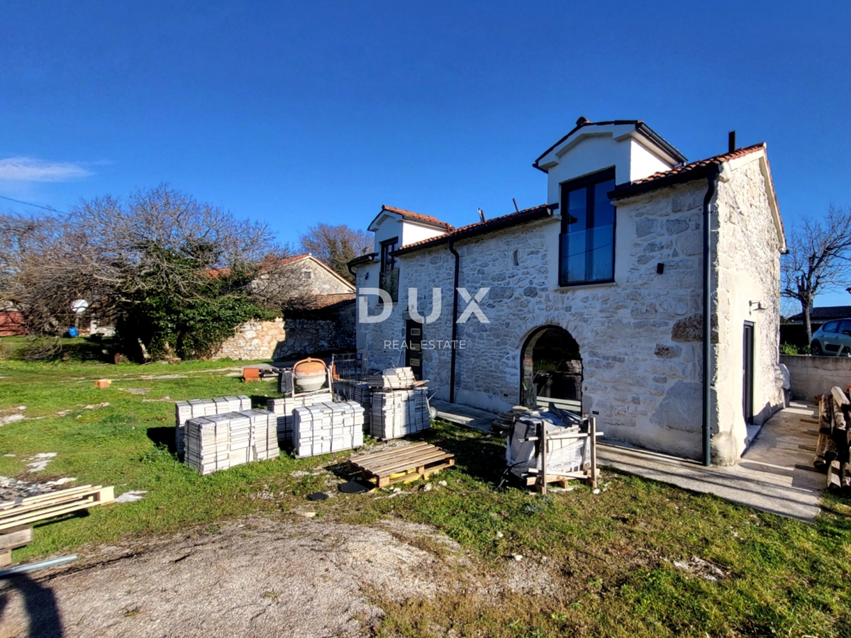 ISTRA, LABIN - Obnovljena kamnita lepotica