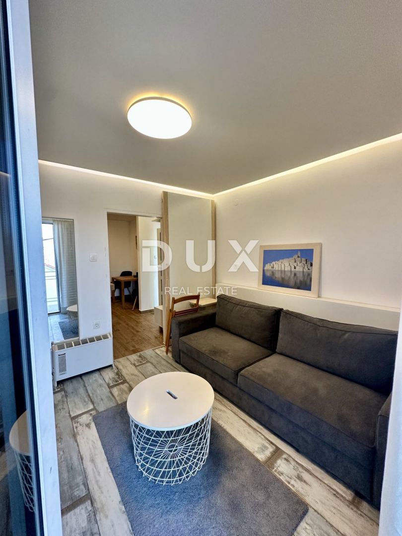 CRIKVENICA, SELCE - Hiša v središču Selca, s pogledom na morje