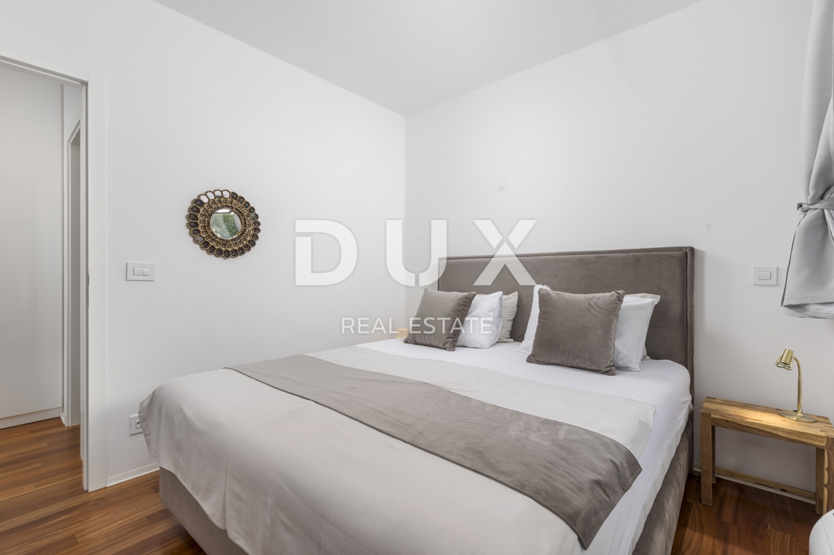 OPATIJA, IČIĆI - stanovanje 79m2 z vrtom v novejši stavbi z bazenom na strehi, pogled na morje, parking