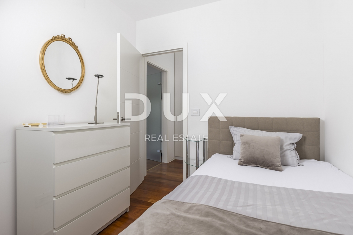 OPATIJA, IČIĆI - stanovanje 79m2 z vrtom v novejši stavbi z bazenom na strehi, pogled na morje, parking