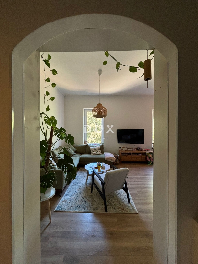 ISTRA, PULA - Čudovito prenovljeno avstro-ogrsko stanovanje, polno svetlobe! 