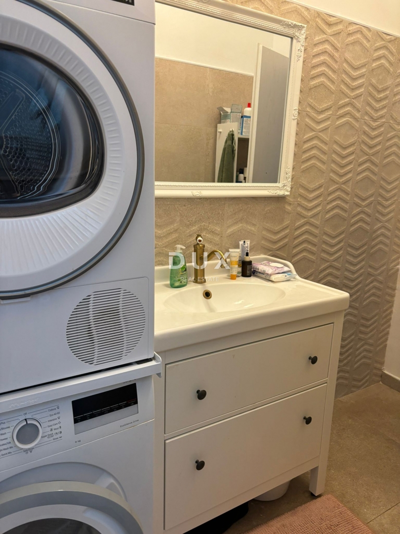 ISTRA, PULA - Čudovito prenovljeno avstro-ogrsko stanovanje, polno svetlobe! 